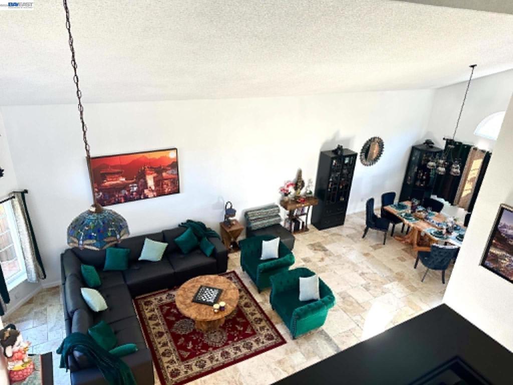 Coach Dr, El Sobrante, CA 94803