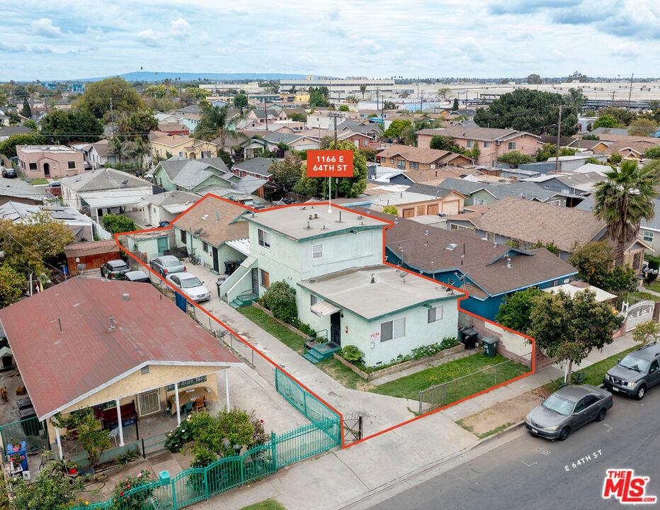 E 64th St, Los Angeles, CA 90001