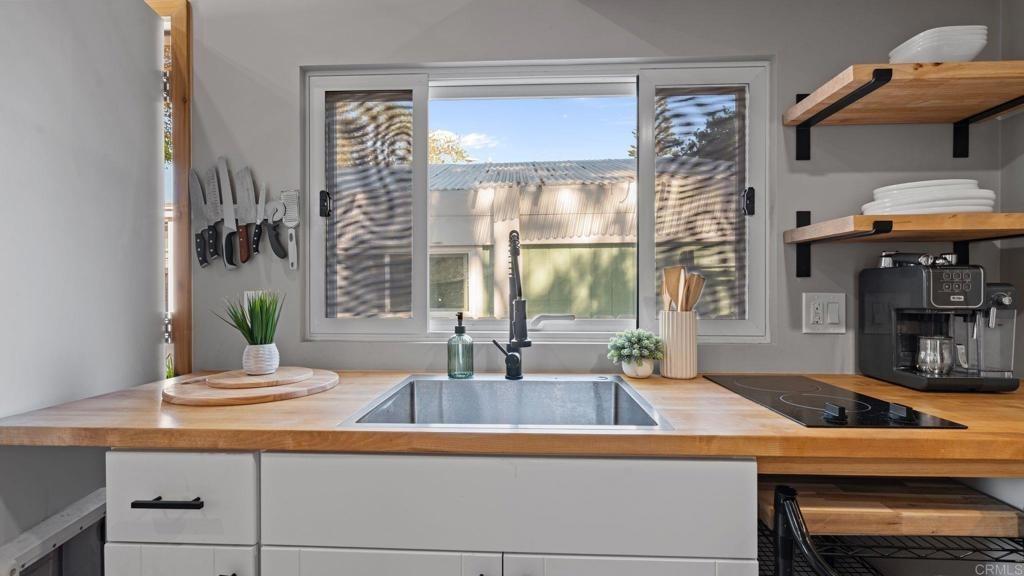 N Vulcan Ave, Encinitas, CA 92024