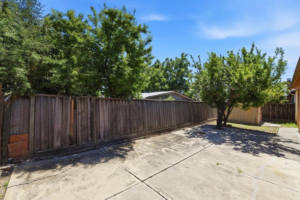 Florence Ct, San Jose, CA 95127