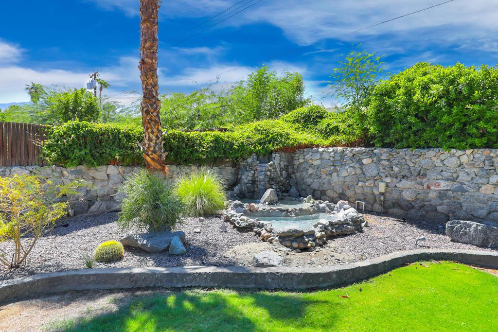 Avenida Diaz, La Quinta, CA 92253