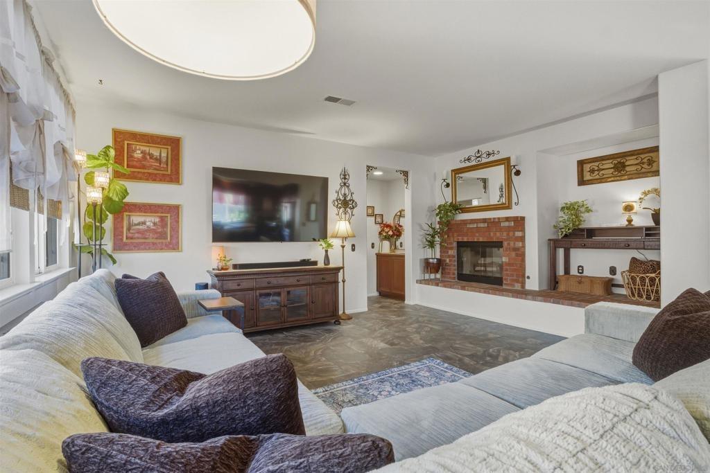 Ponderosa Ct, Murrieta, CA 92563