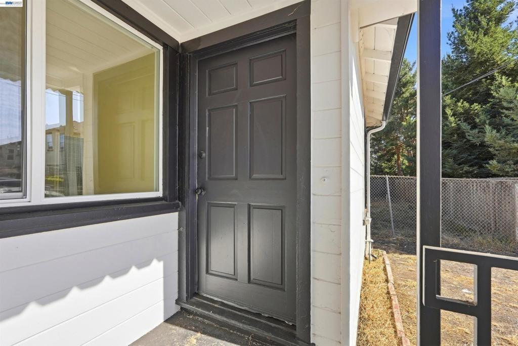 F St, Oakland, CA 94603