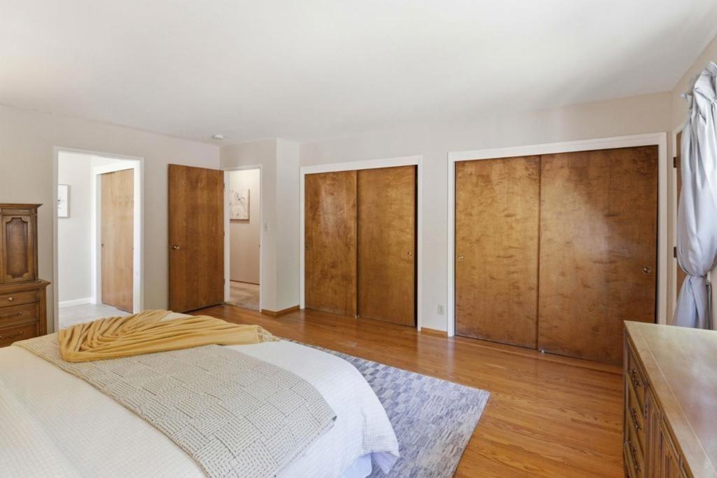 Christine Dr, Palo Alto, CA 94303