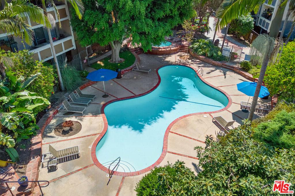 Green Valley Cir, Culver City, CA 90230