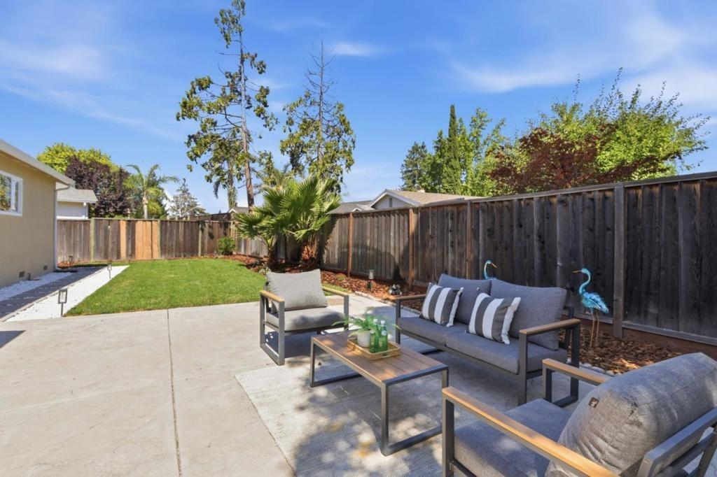 Gibson Ct, Pleasanton, CA 94588