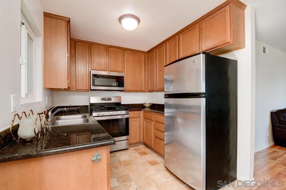 Calle Montecito, Oceanside, CA 92057