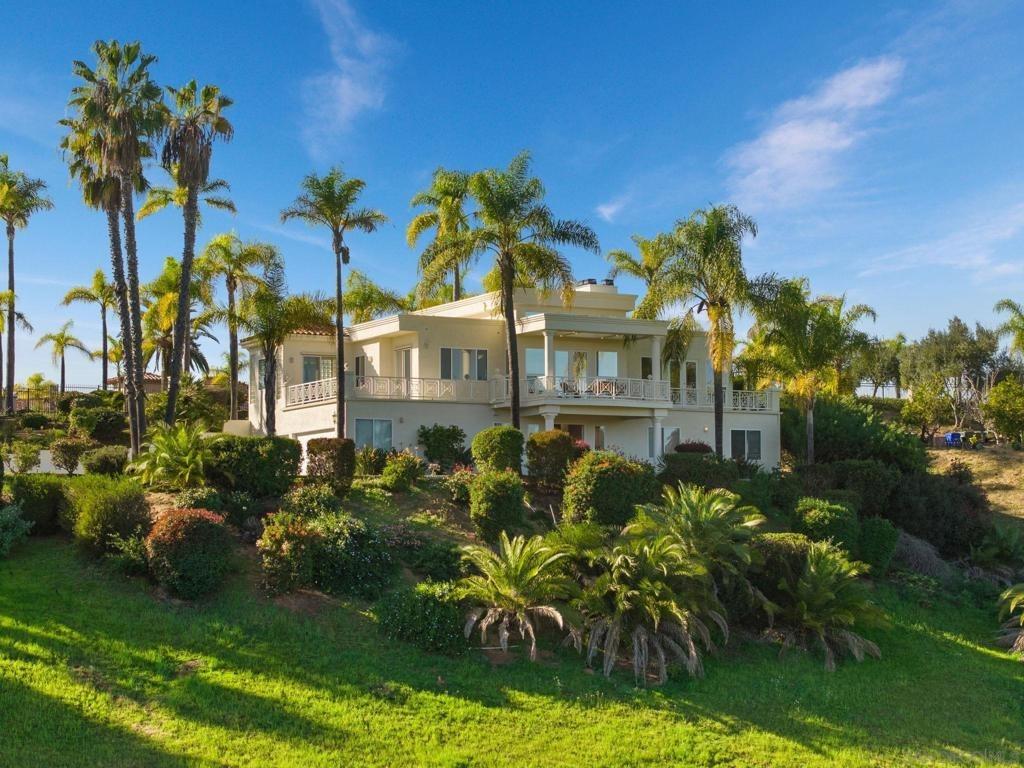 Fallsbrae Rd, Fallbrook, CA 92028