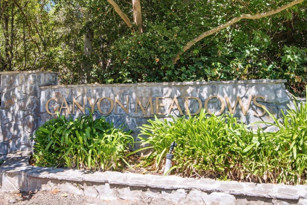 Mountain View Dr, Pleasanton, CA 94588