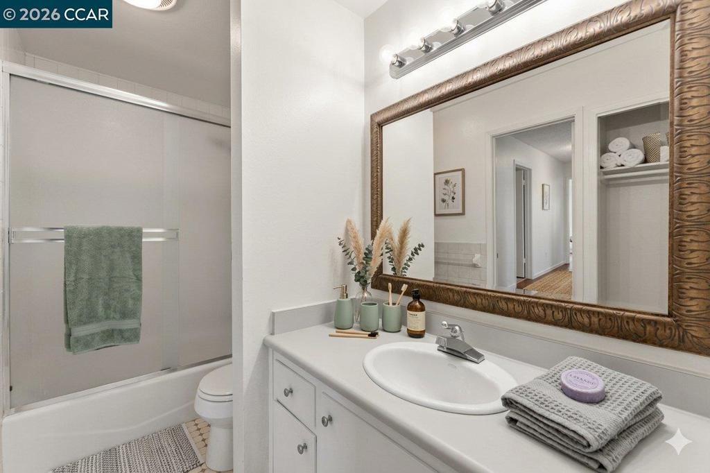 Ascot Dr, Moraga, CA 94556