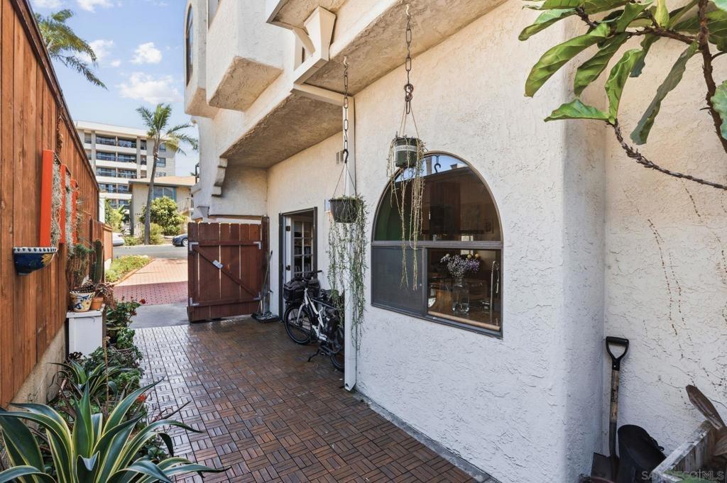Front St, San Diego, CA 92103
