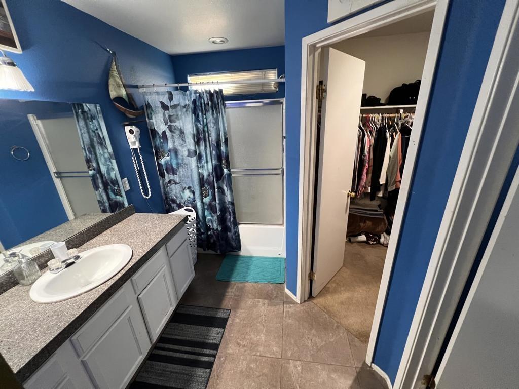 Nile Dr, Thermal, CA 92274