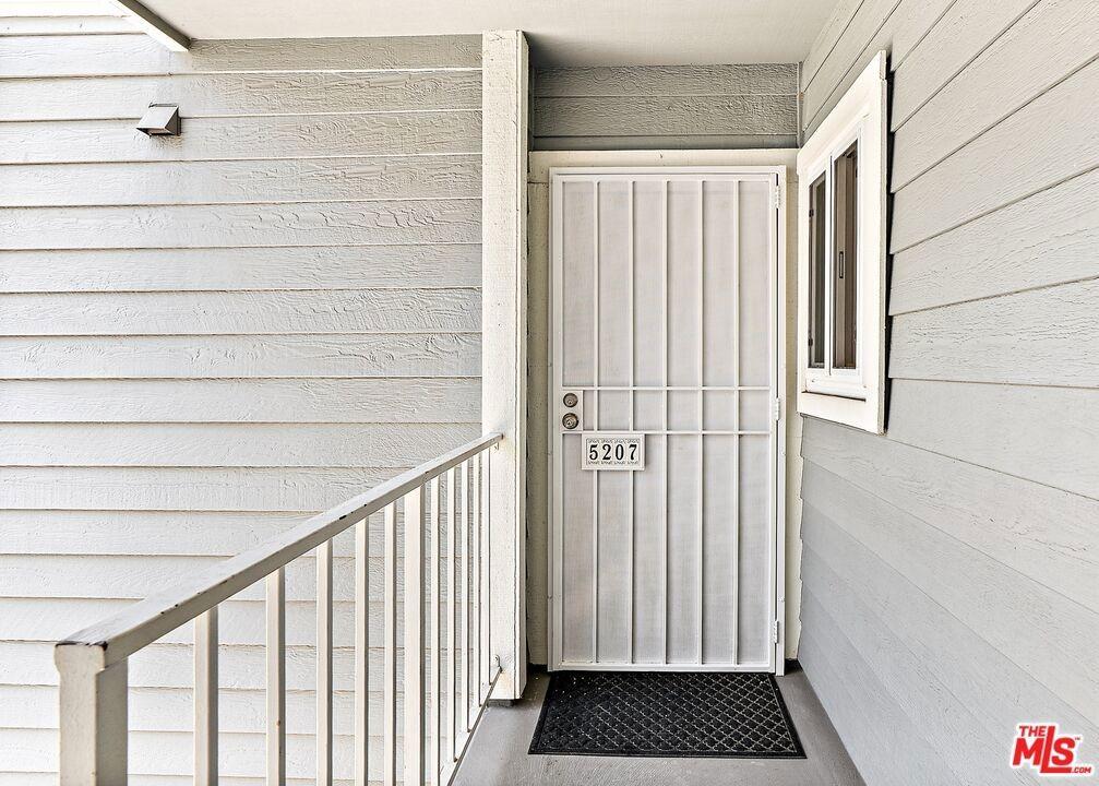 Gulana Ave, Playa Del Rey, CA 90293