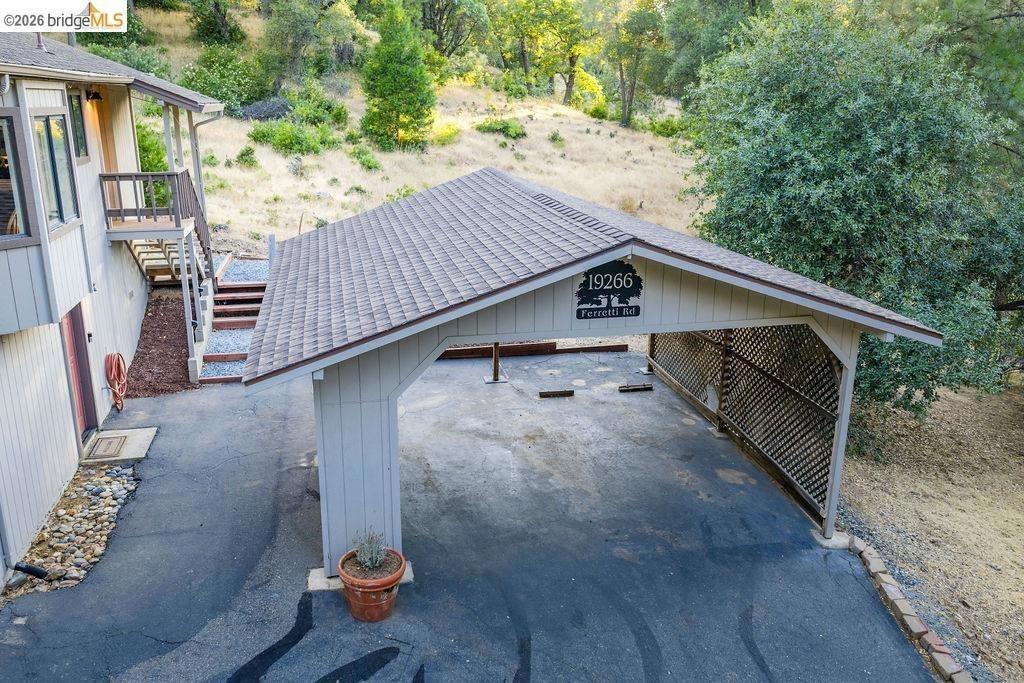 Ferretti Rd, Groveland, CA 95321