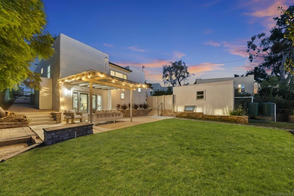 Sussex Dr, San Diego, CA 92116