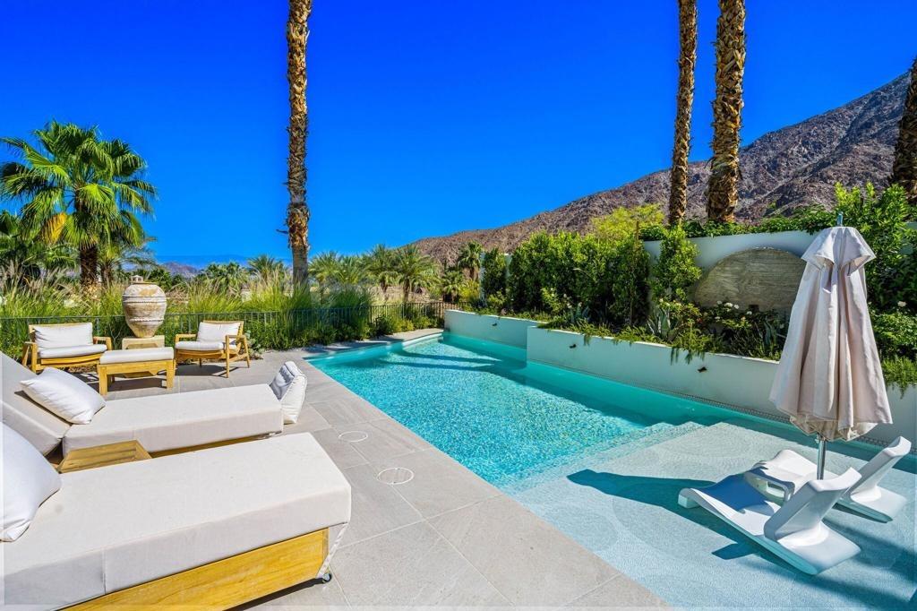 Pinnacle Pt, La Quinta, CA 92253