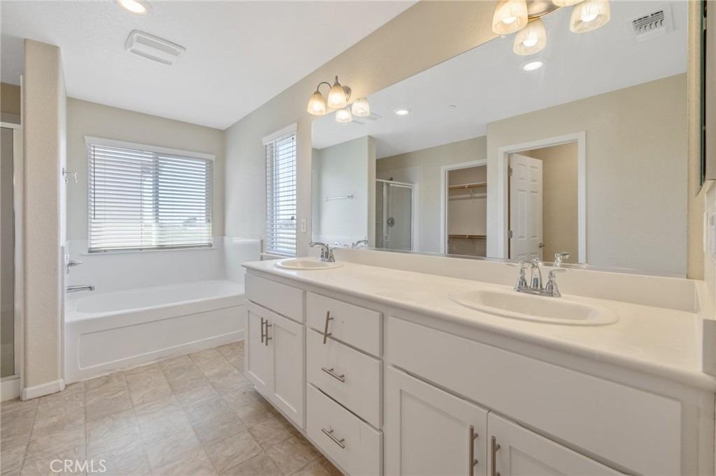 W Concord Way, Hanford, CA 93230