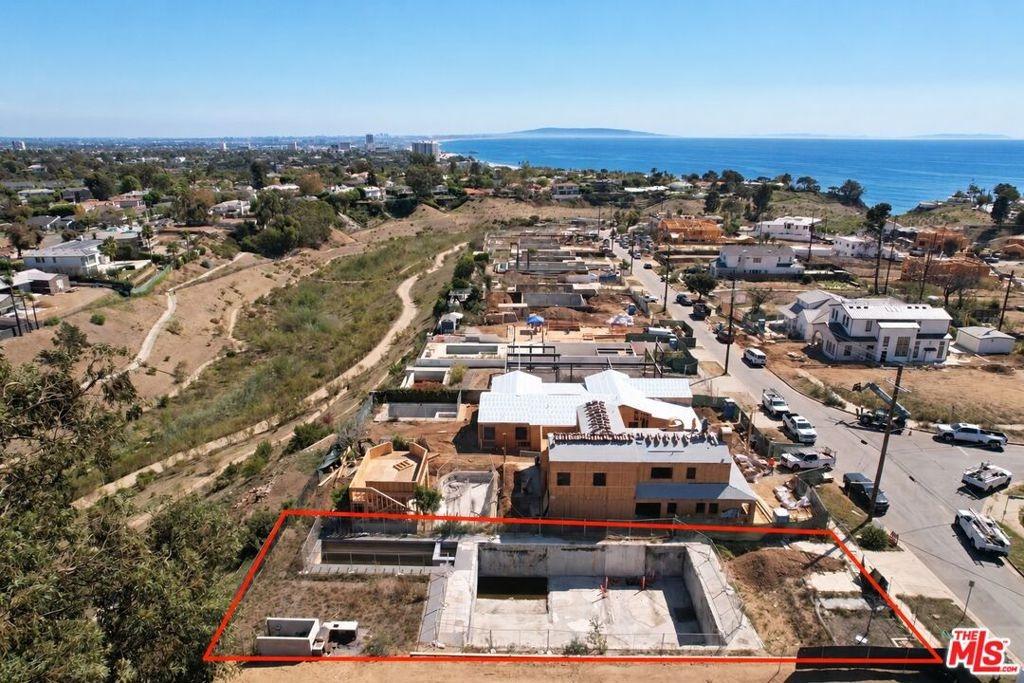 De Pauw St, Pacific Palisades, CA 90272