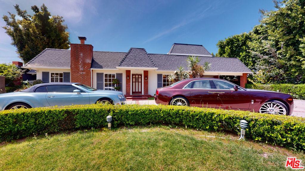 N Rexford Dr, Beverly Hills, CA 90210