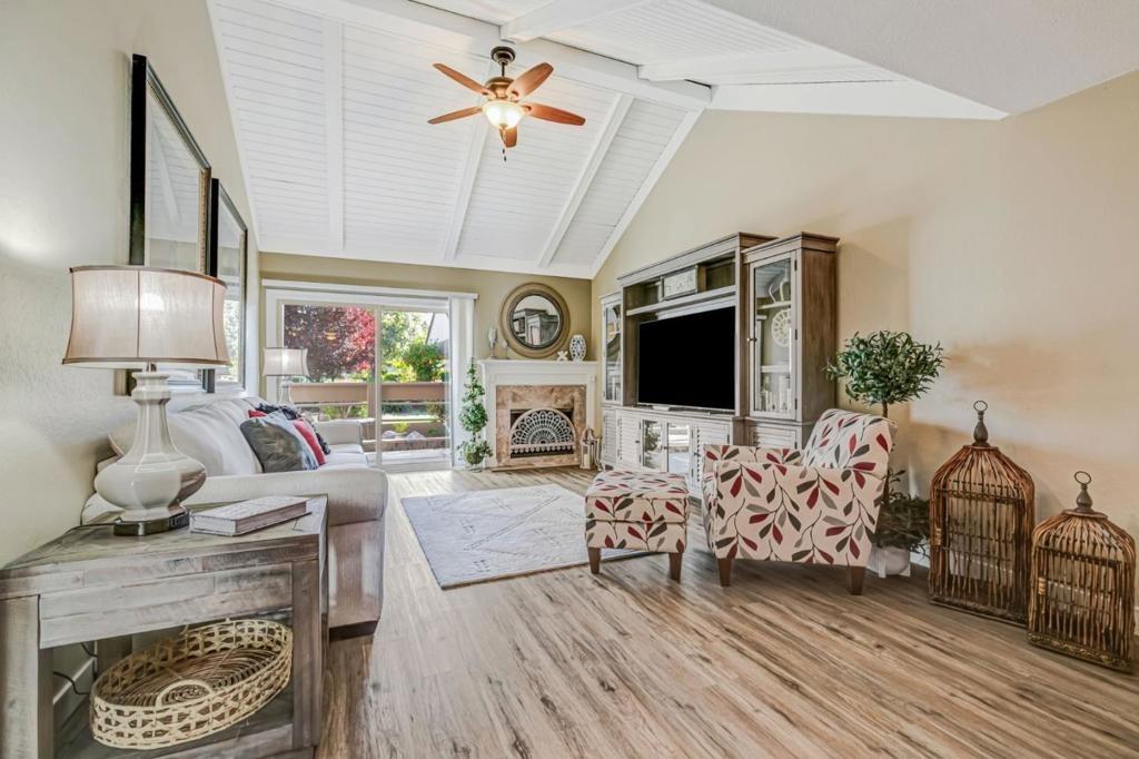 Montgomery Ct, San Jose, CA 95135