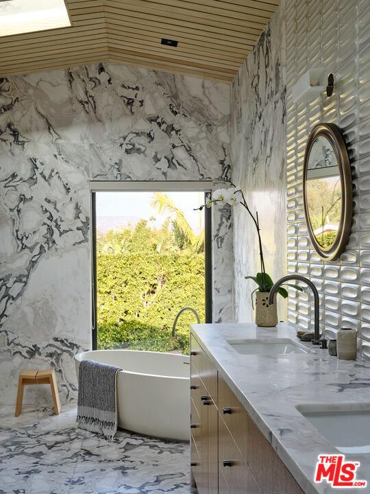 Wildlife Rd, Malibu, CA 90265