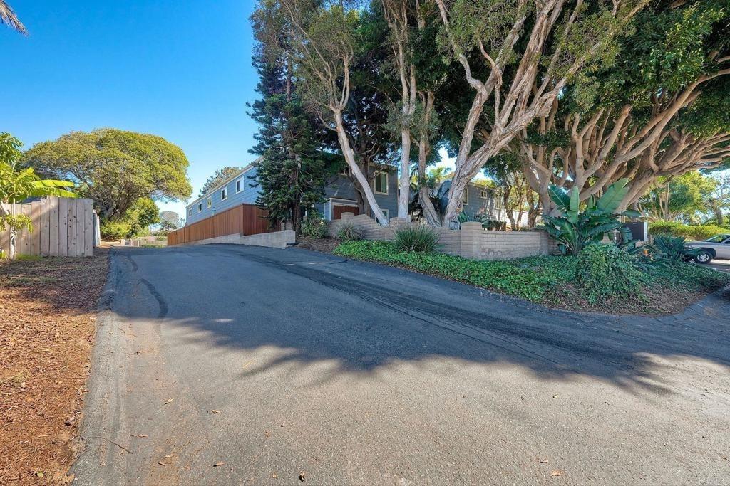 N Vulcan Ave, Encinitas, CA 92024