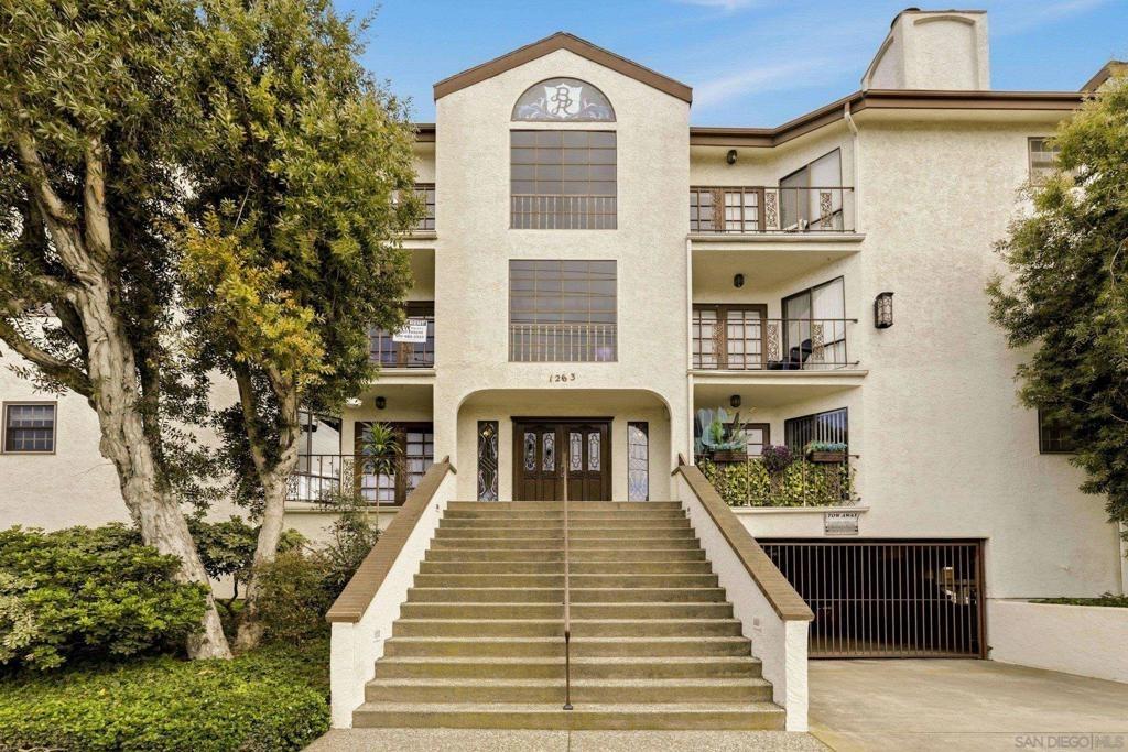 Robinson Ave, San Diego, CA 92103