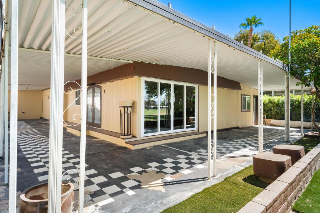 Paseo Perdido, Cathedral City, CA 92234