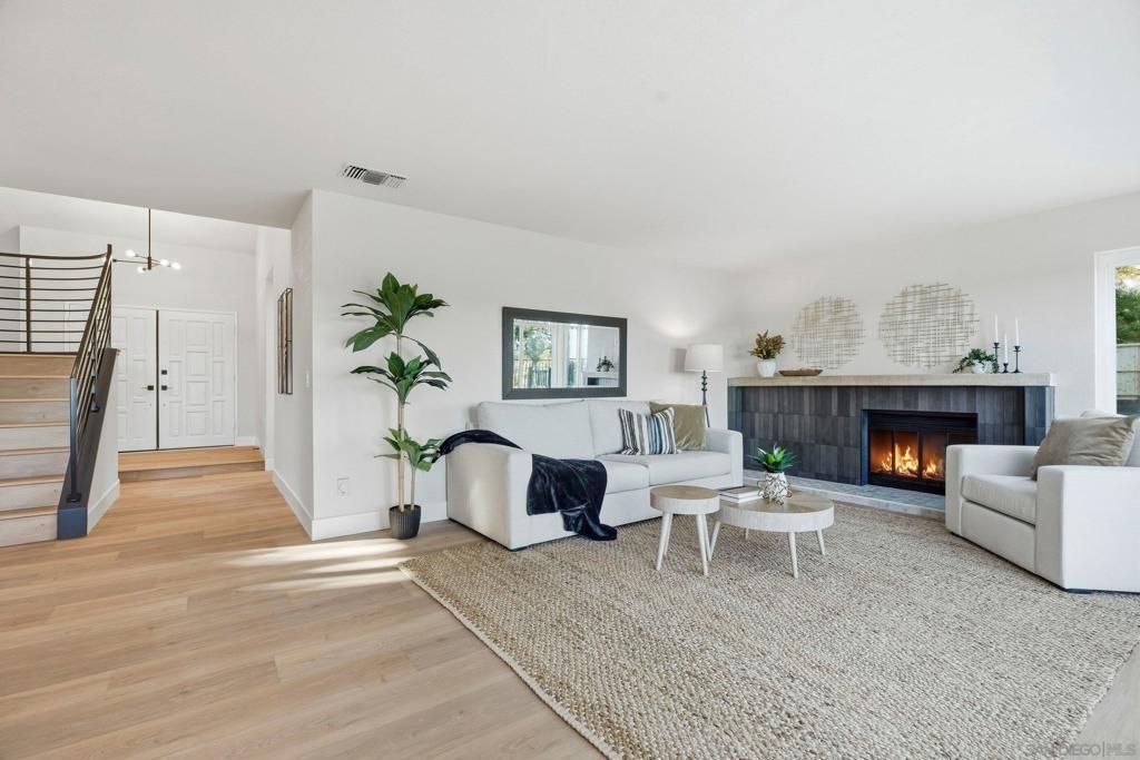 Birch Bluff Ave, San Diego, CA 92131