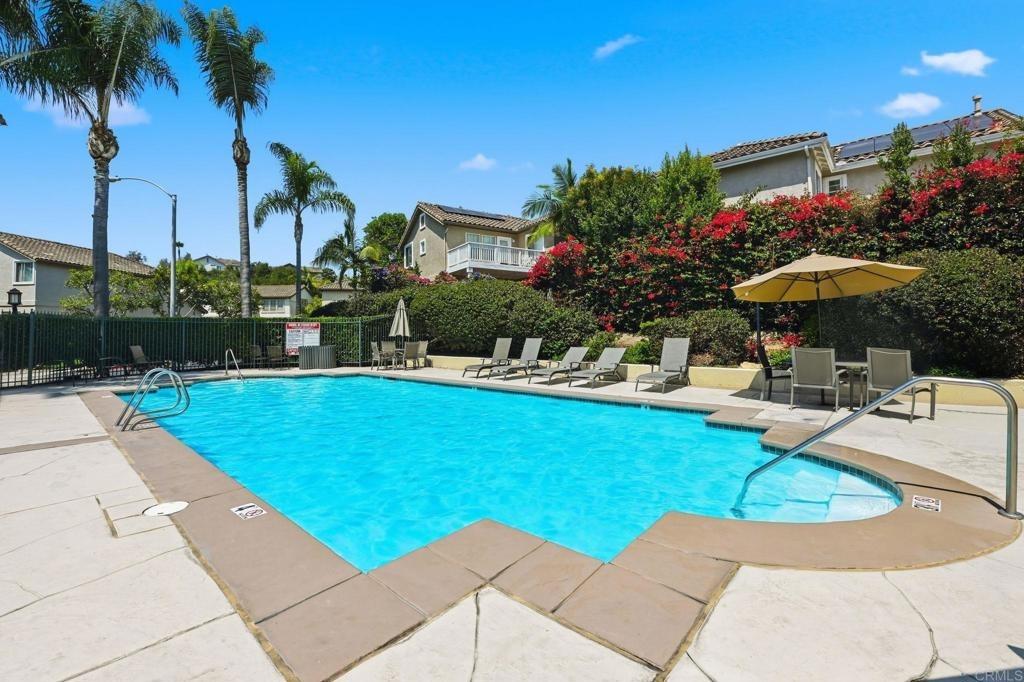 Willet Cir, Carlsbad, CA 92011