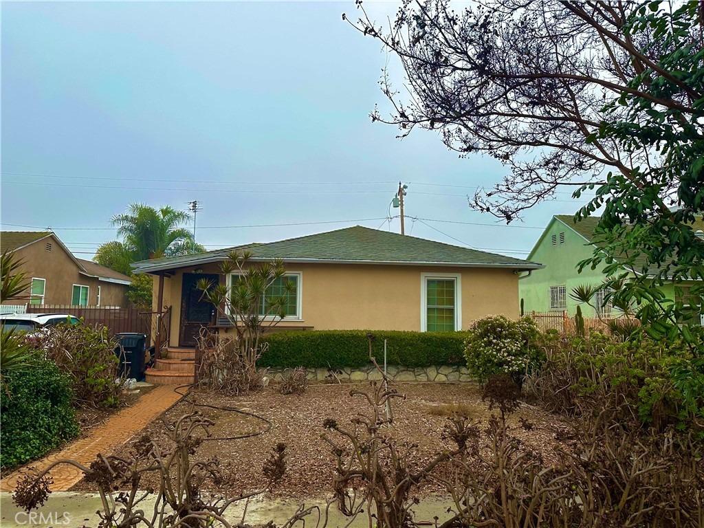 E 120th St, Los Angeles, CA 90059