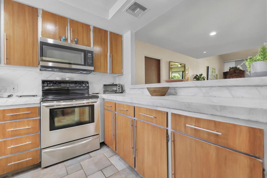 W Verba Santa Dr, Palm Desert, CA 92260