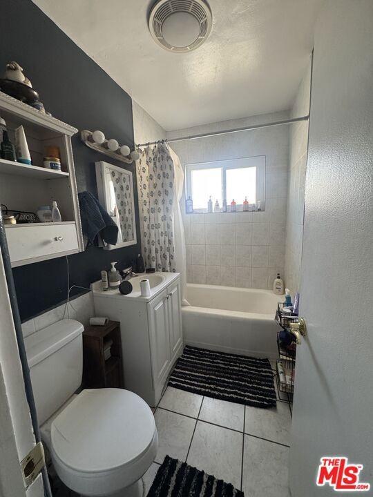 Fernfield Dr, Los Angeles, CA 90022