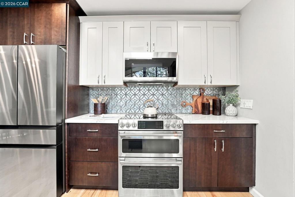Mountain View Dr, Lafayette, CA 94549