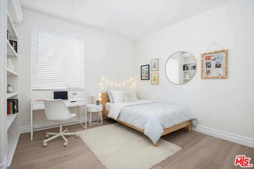 Mount Vernon, Irvine, CA 92620