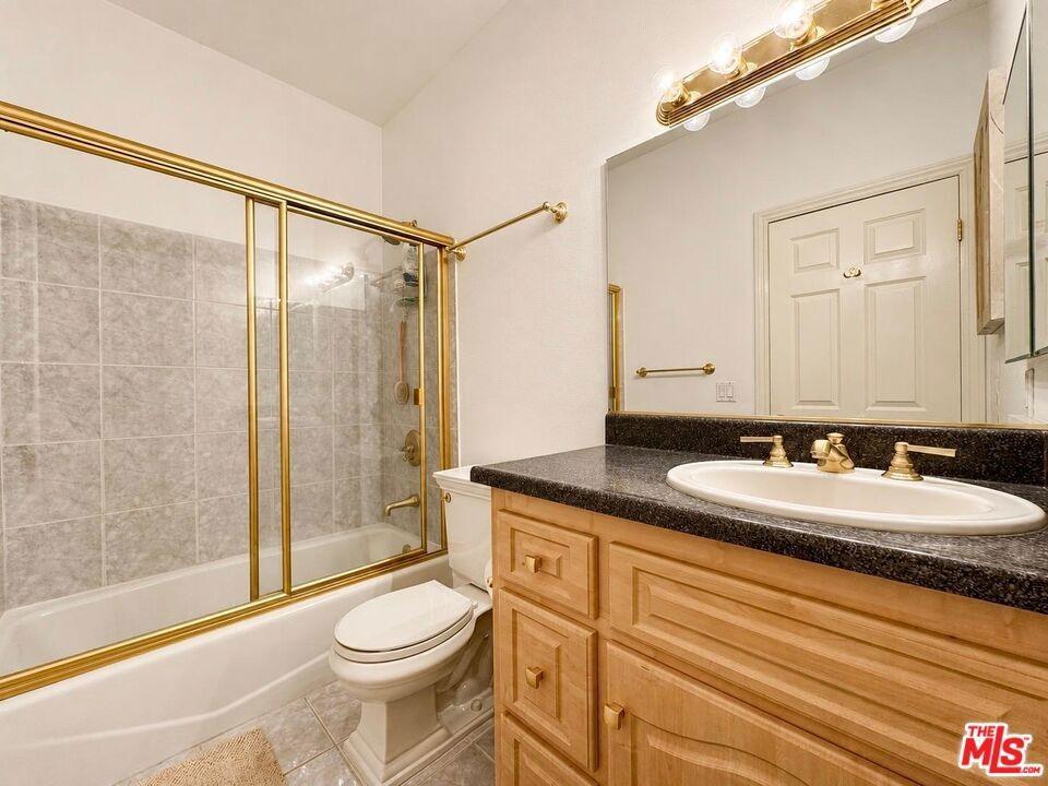 E Hardy St, Inglewood, CA 90301