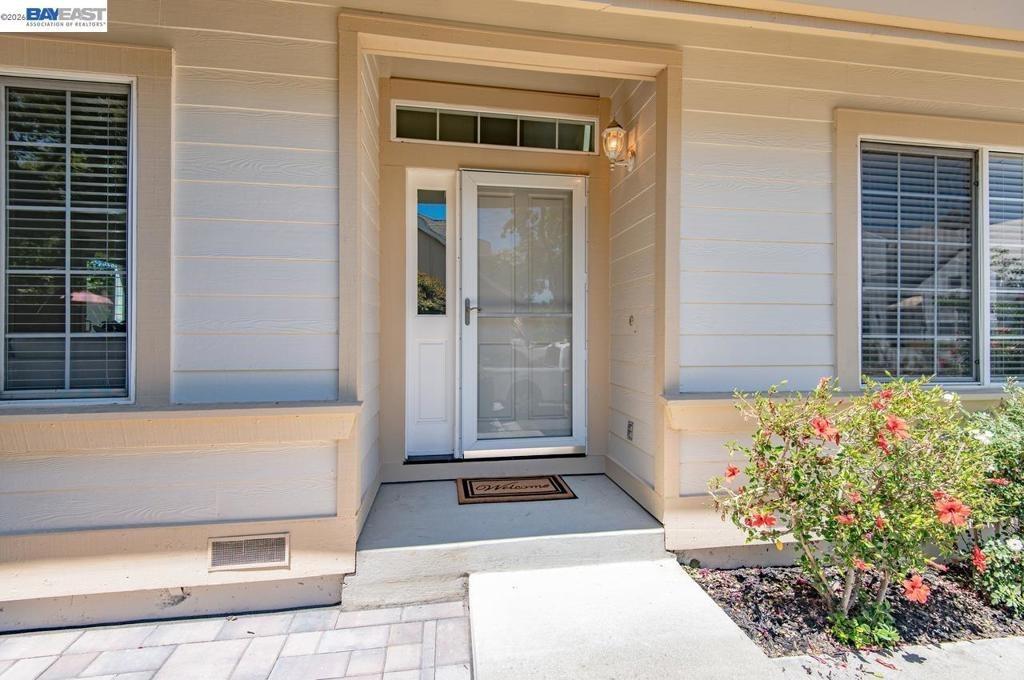 Del Valle Ct, Pleasanton, CA 94566