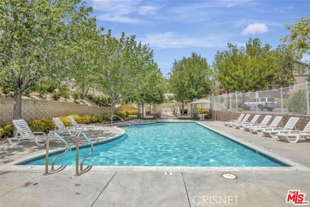 Armstrong Cir, Stevenson Ranch, CA 91381