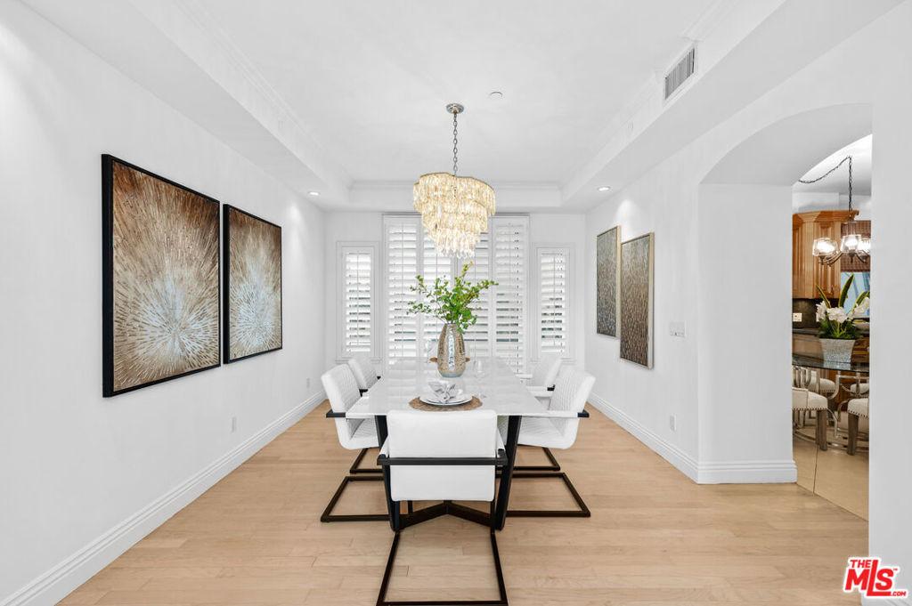 Missouri Ave, Los Angeles, CA 90025