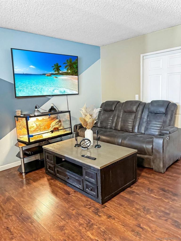 Decora Cir, San Marcos, CA 92078