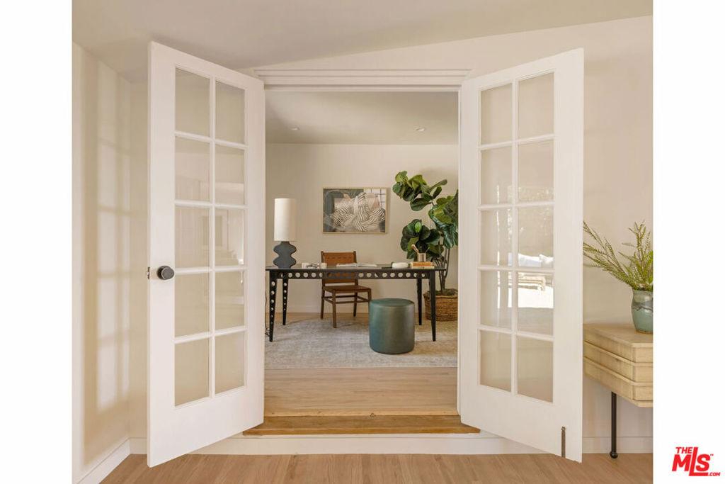 Micheltorena St, Los Angeles, CA 90039