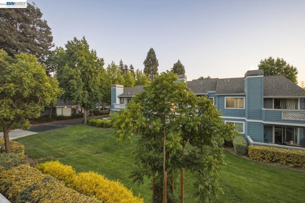 Four Oaks Cir, San Jose, CA 95131