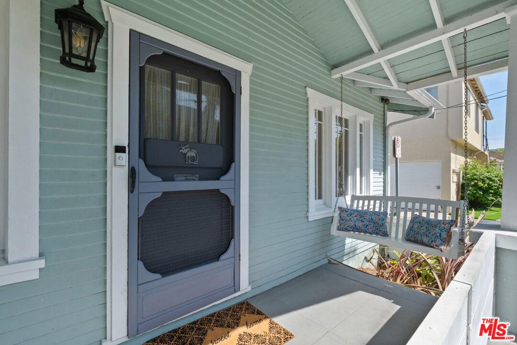 Arizona Ave, Santa Monica, CA 90404