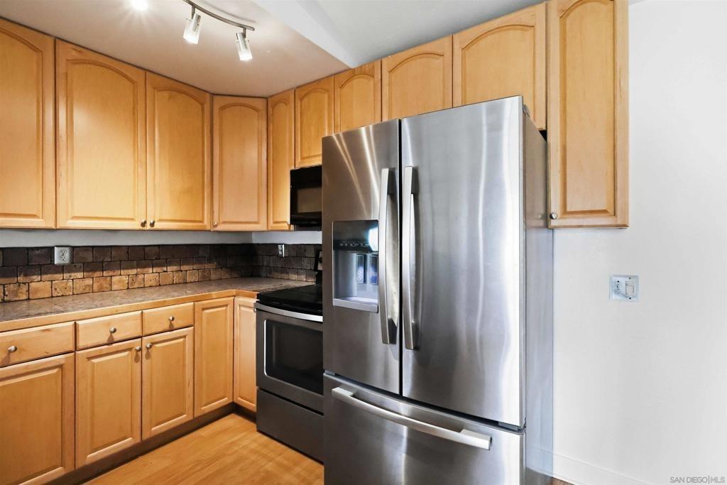 Cranston Dr, Escondido, CA 92025