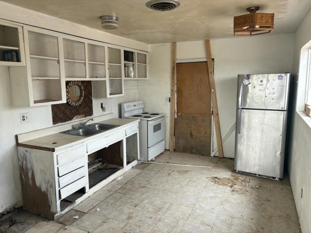 N Solano Ave, Blythe, CA 92225