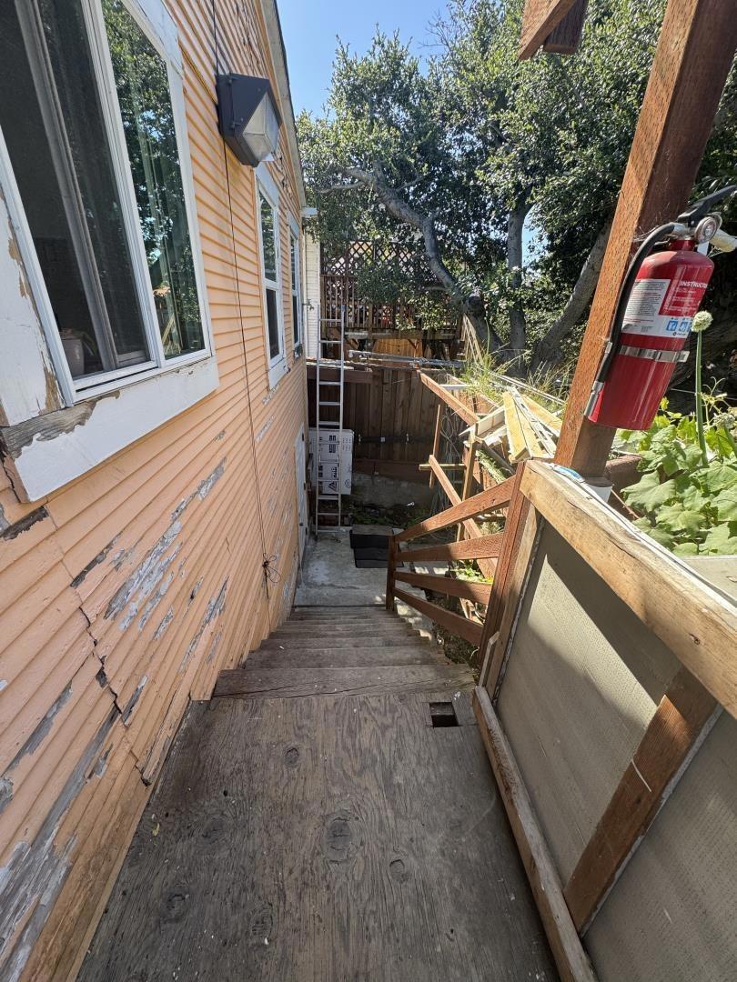 E 27th St, Oakland, CA 94606