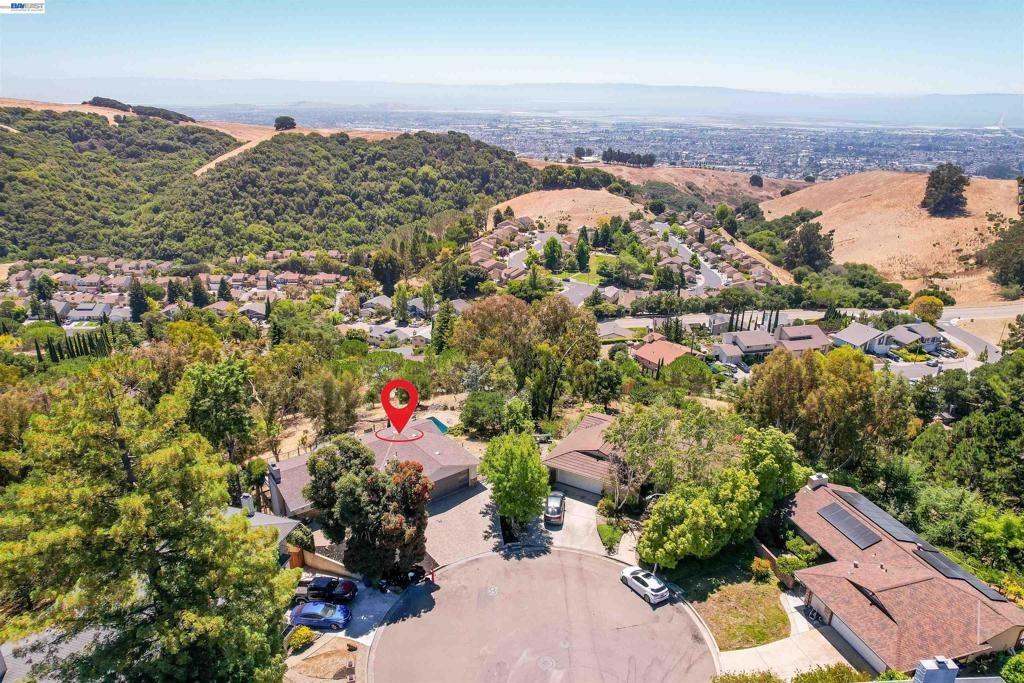 Whitestone Ct, Hayward, CA 94542