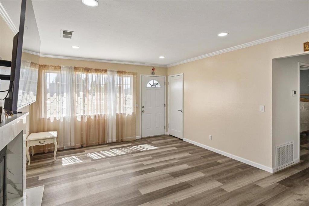 Hill Ave, Watsonville, CA 95076