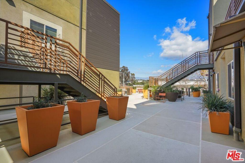 Ripple Pl, Los Angeles, CA 90039