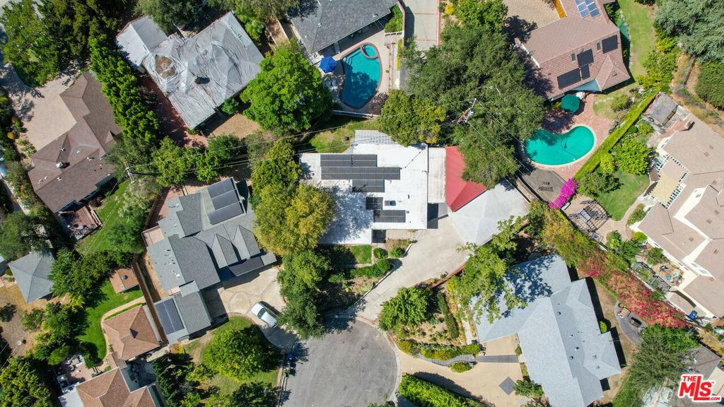 Burgoyne Ln, La Canada Flintridge, CA 91011